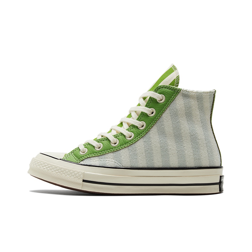 Emerald green chuck taylors best sale