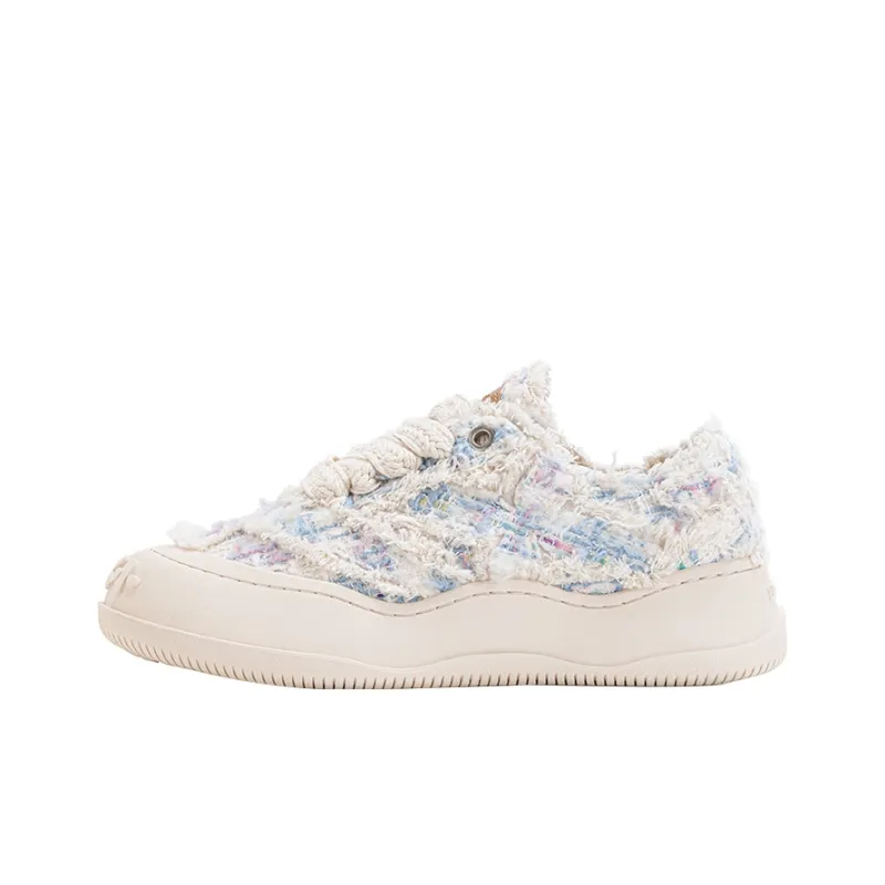 LUCKISLE Step By Step Lotus Lucky Shoes Low-Top Canvas Shoes Unisex Dopamine Blue-0