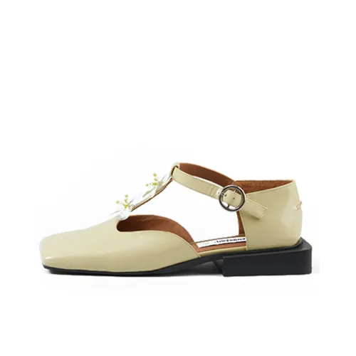 IT'S TOASTED Women's Casual Shoes Women's Custard