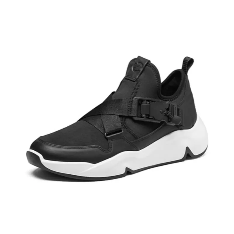 Ecco Chunky Sneakers Men Low-Top Black-1