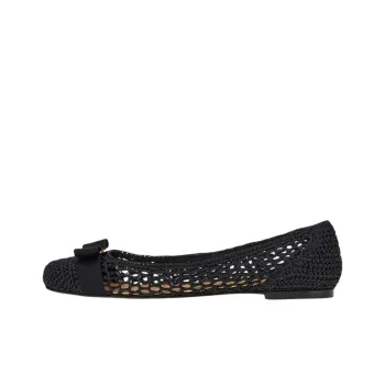 FERRAGAMO Vara Bow Ballerina Shoes