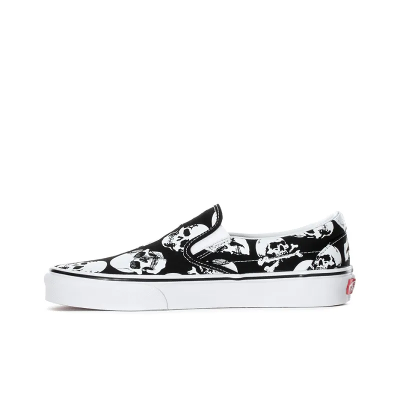 Vans Slip On 'Skulls'-0