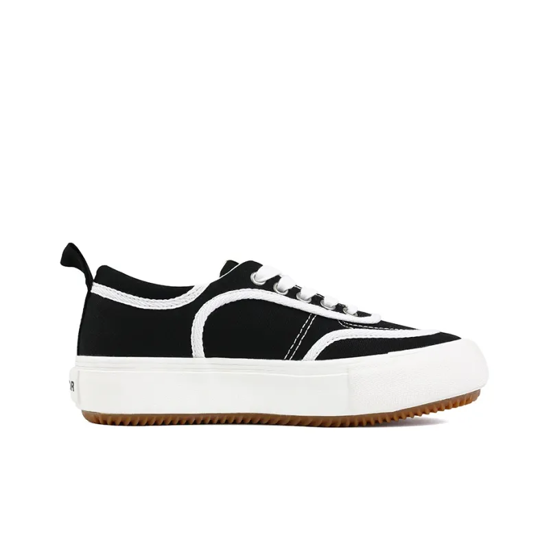 WARRIOR Canvas Shoes Women's Low Top Black-1