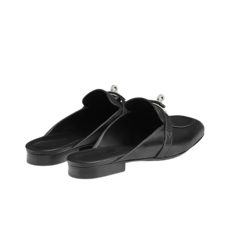 HERMES Oz Closed Toe Slippers Women's Black-3