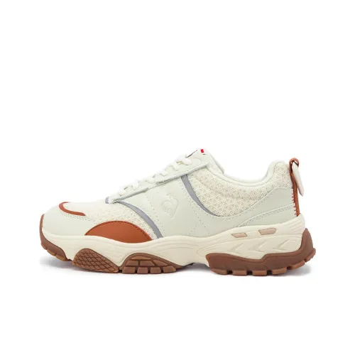 Le Coq Sportif Chunky Sneakers Unisex Low-Top Beige