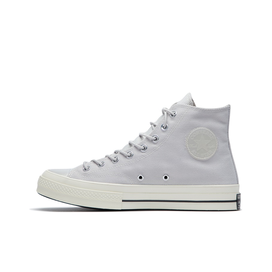 Space fashion racer converse