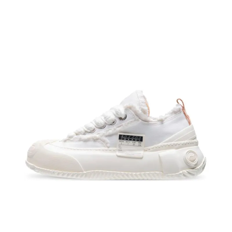 VESSEL G.O.P. 2.0 MARSHMALLOW Classic Lows Anti Slip And Wear Resistant Lightweight Low Top Canvas Shoes Unisex White-0