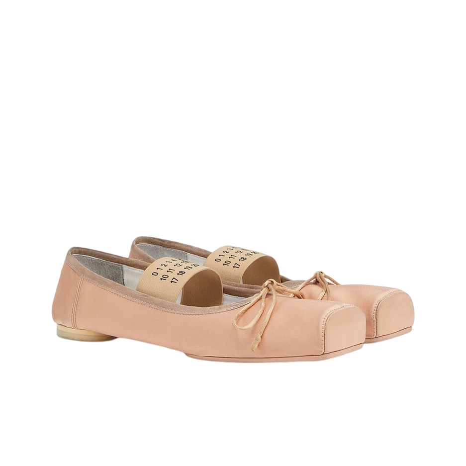 【関税&送料込】Mm6 Maison Margiela Ballerina With Logo MM6 Maison Margiela Logo-strap Ballerina Shoes - POIZON