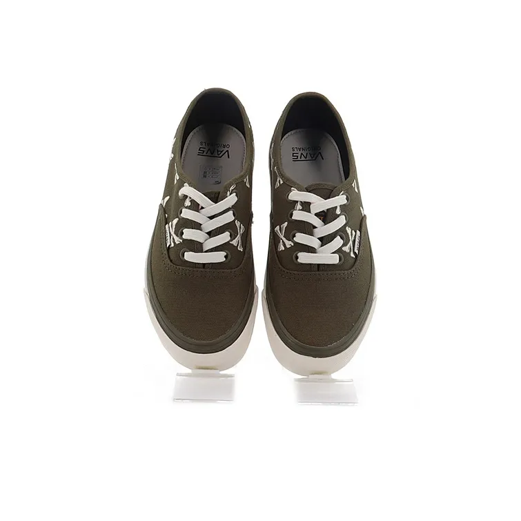 Vans Authentic Wtaps Olive Crossbones-3