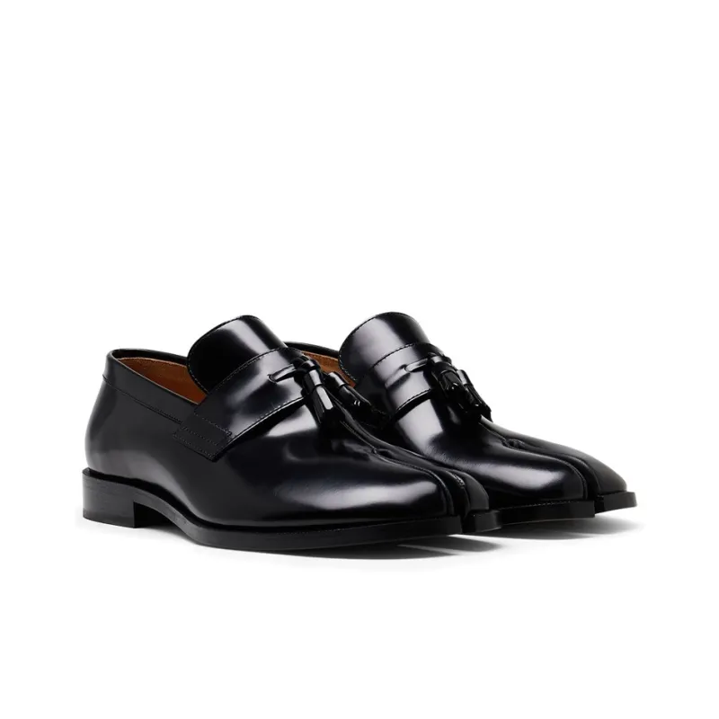 Maison Margiela Tabi Tassel-detail Leather Loafers-3