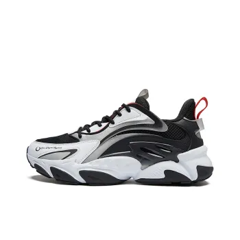 361° Osmo 2.0 Chunky Sneakers Men Low Top Black/White