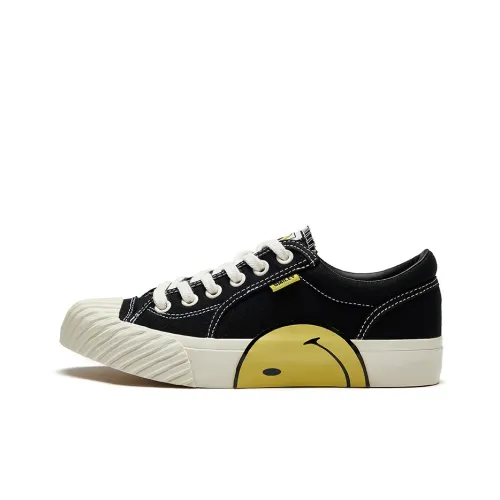 SMILEY Canvas Shoes Unisex Low-Top Black