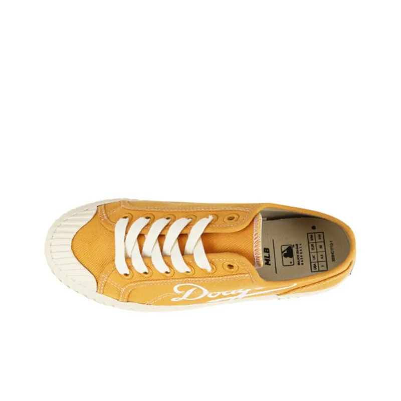 MLB Playball New Chunky Anti-Slip And Wear-Resistant Lightweight Low-Top Canvas Shoes Unisex Yellow-1