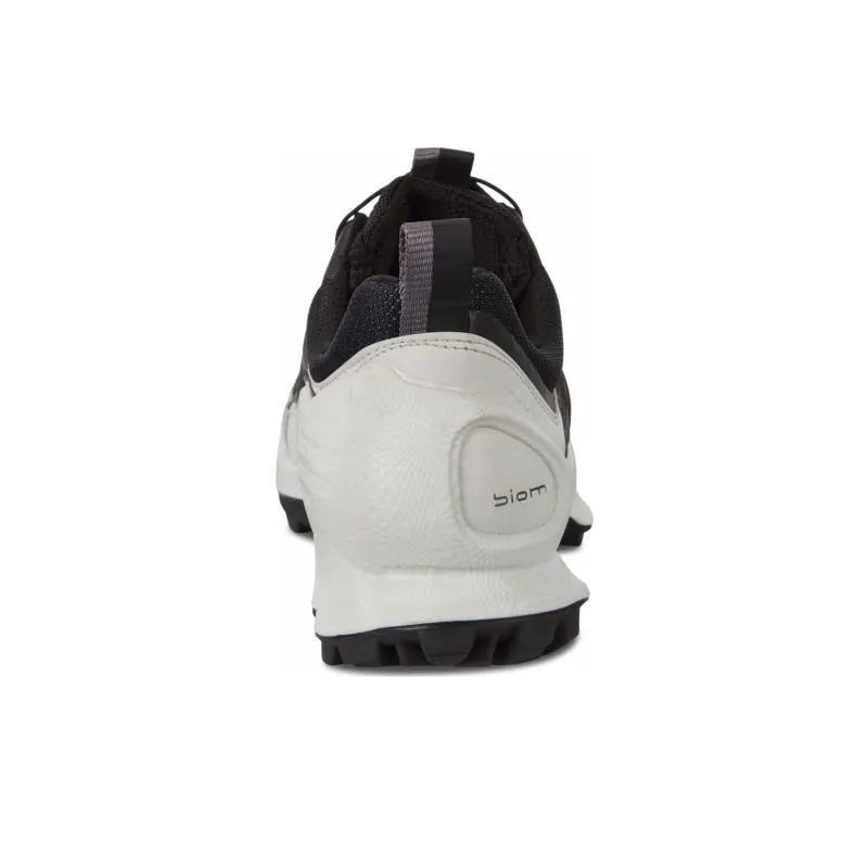 Ecco Biom Fjuel Water-Resistant Low-Top Chunky Sneakers Women's Black White-4