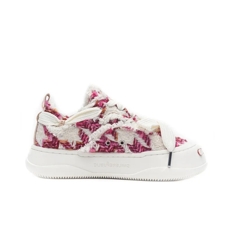 SMILEREPUBLIC Wear Resistant Height Increasing Low Top Canvas Shoes Women's Red-1