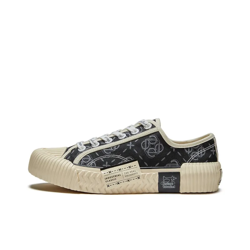 Excelsior Canvas Shoes Unisex Low Top Black White-0