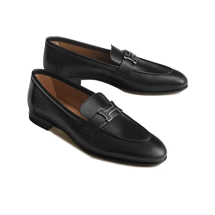 HERMES Paris Loafers Women's Black-4