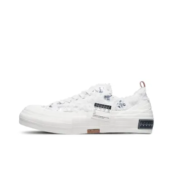 VESSEL Swan Dreams Low Top Canvas Shoes Unisex White Silver