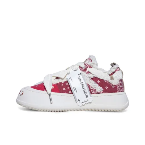 SMILEREPUBLIC Canvas shoes Women