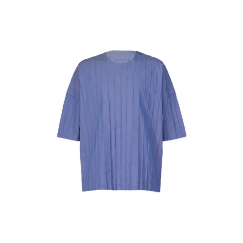 ISSEY MIYAKE T-Shirts Men Blue