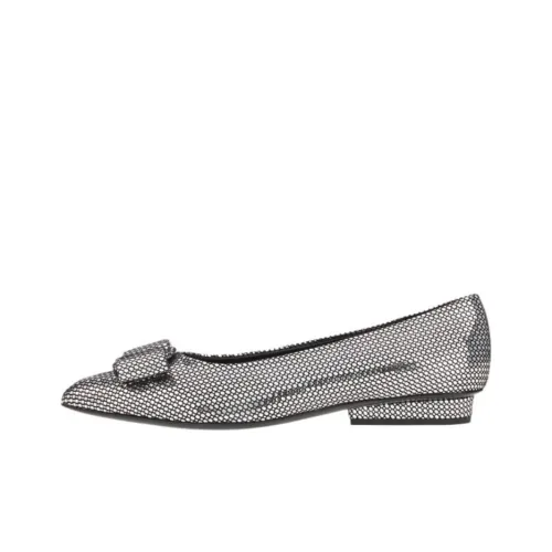 Ferragamo Viva Women's Casual Shoes Women's Silver