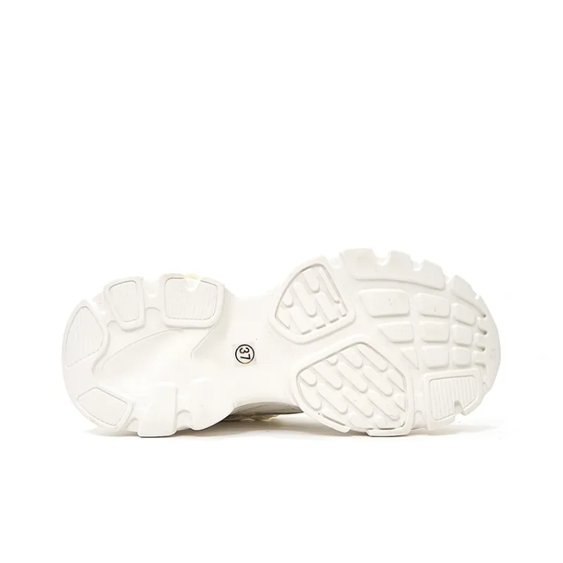IN&IN Chunky Sneakers Women's Low Top Black/White-5
