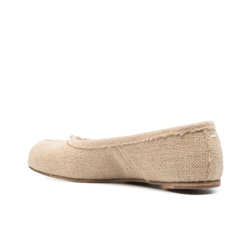 Maison Margiela Tabi Women's Casual Shoes Women's White Beige-3