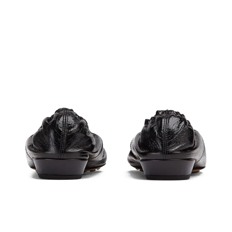 Bottega Veneta Almond Flat Shoes Women's Black-4