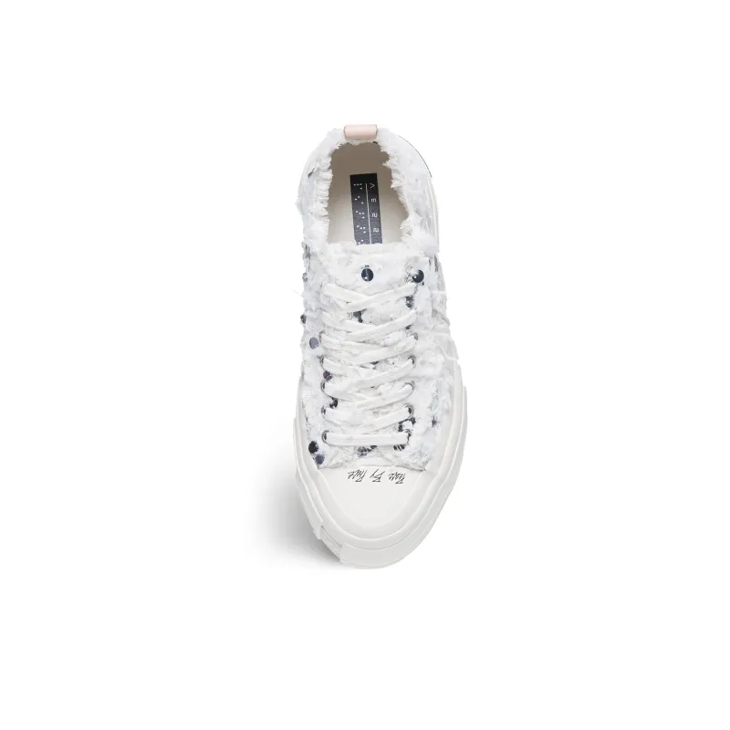 VESSEL Swan Dreams Low Top Canvas Shoes Unisex White Silver-4