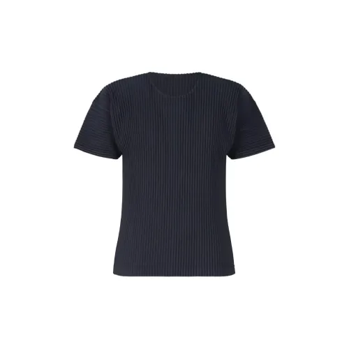 ISSEY MIYAKE T-Shirts Men Navy