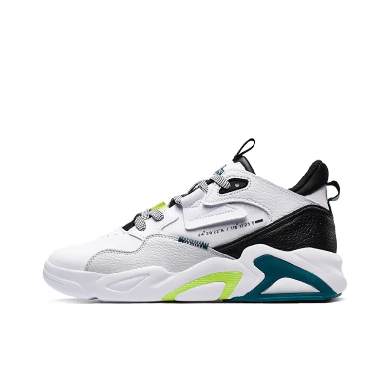 XTEP Slip-Resistant Cushioning Wear-Resistant Mid-Top Chunky Sneakers Men's White Black-0