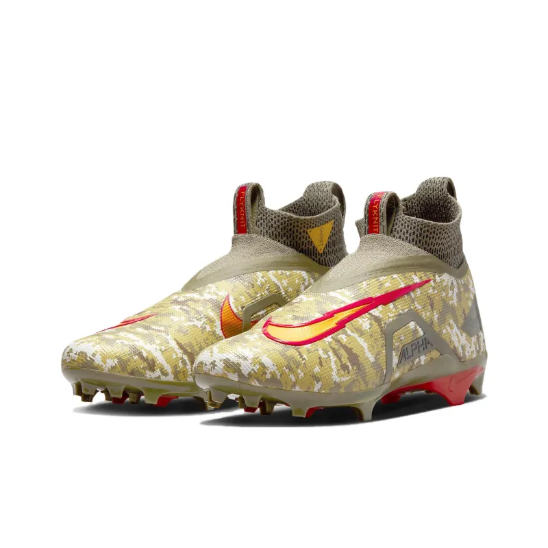Nike X Travis Kelce Alpha Menace Elite 3 'Digital Camo'-2