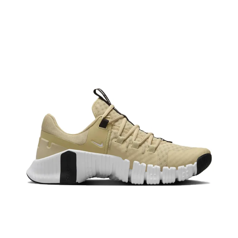 Nike Free Metcon 5 Vegas Gold-1