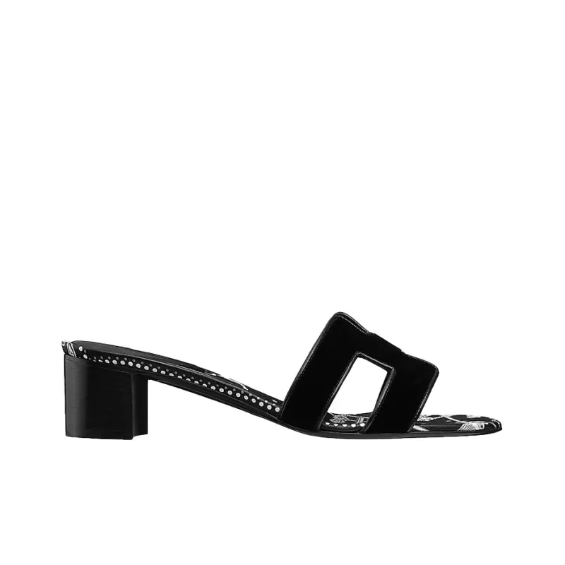 HERMES Oasis Slide Slippers Women's Black-1