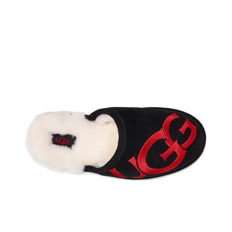 UGG Scuff Logo Slipper Black Red-3