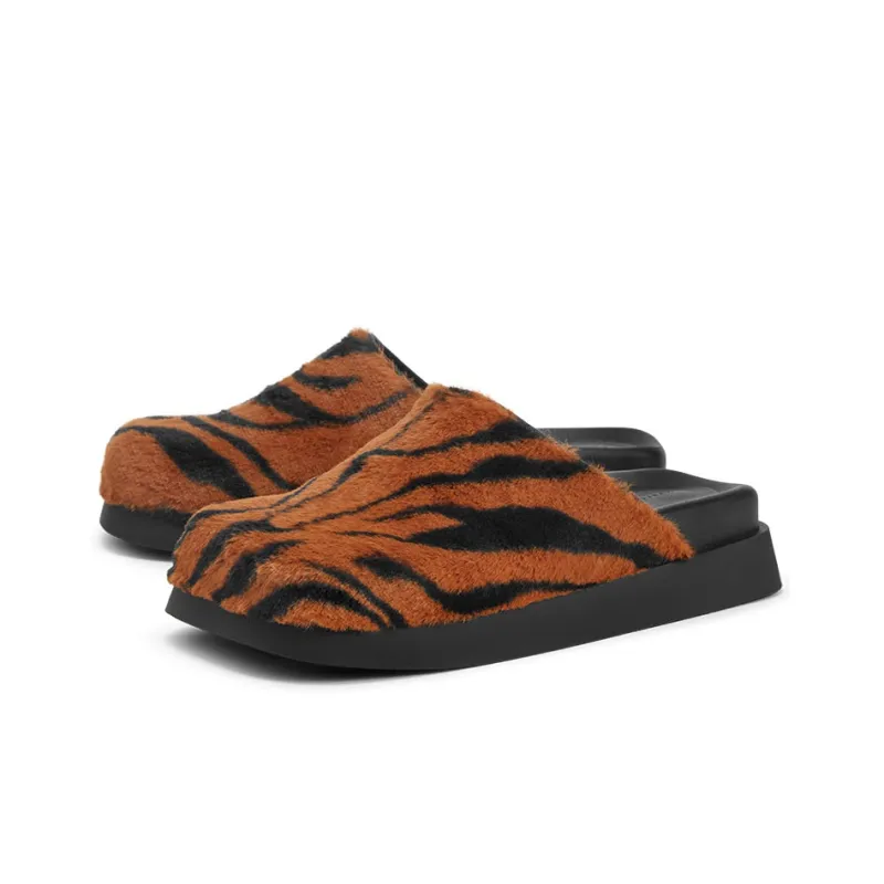 CHARLES&KEITH Closed Toe Slippers Women's-4