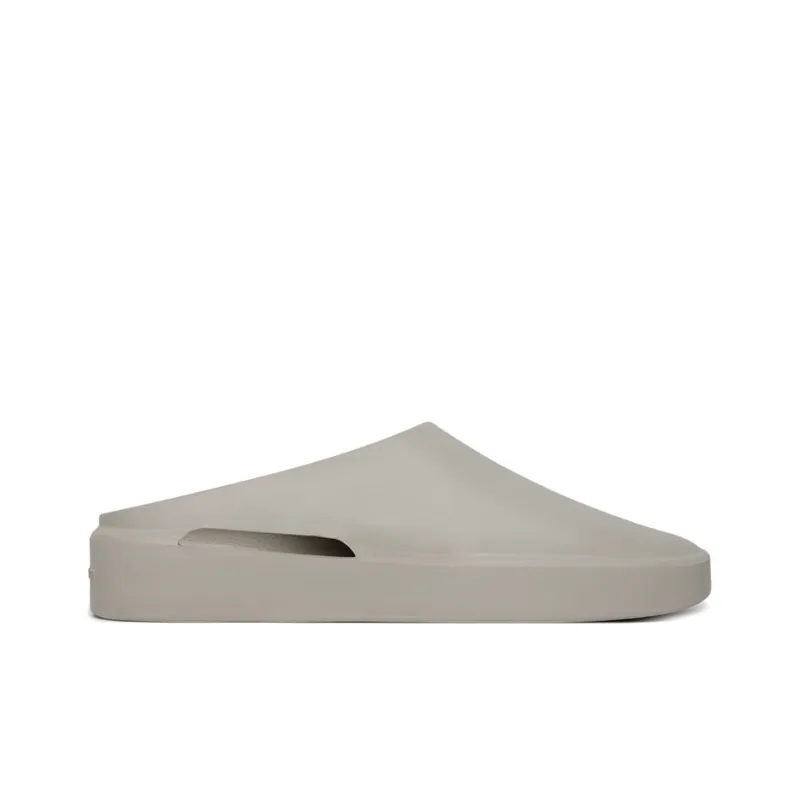 Fear of God The California Slip-On Concrete-1