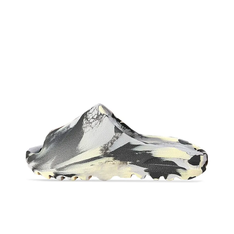 size 5 adidas originals yeezy slide sandals