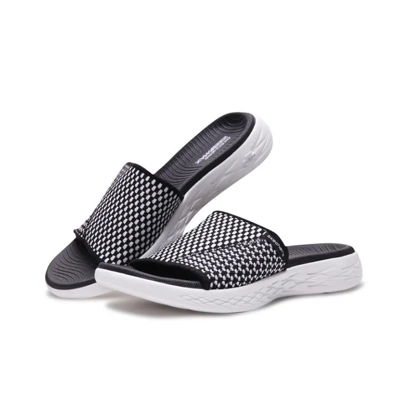 Skechers ON THE GOON THE GO 600 Slide Slippers Women's Black White-2
