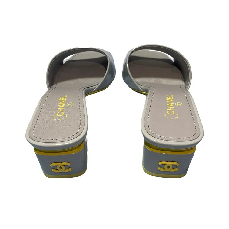 CHANEL Rubber Sole Abrasion Resistant Slide Slippers Women's Gray Yellow-3