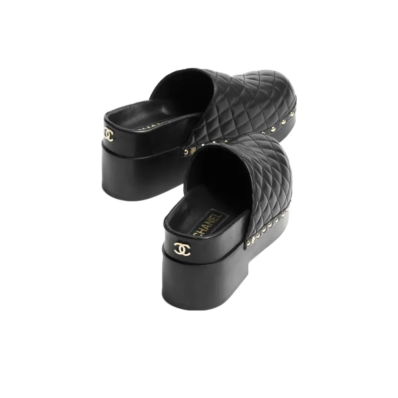 CHANEL Abrasion Resistant Closed Toe Slippers Women's Black-3