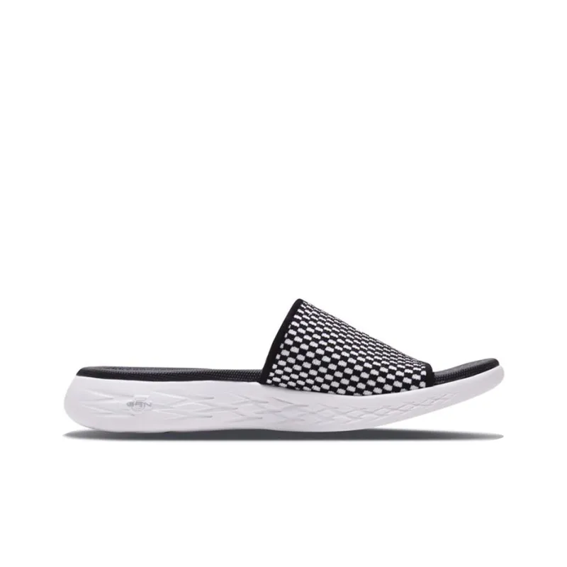 Skechers ON THE GOON THE GO 600 Slide Slippers Women's Black White-1