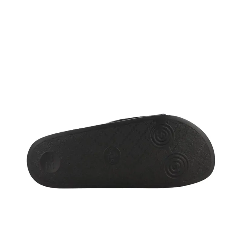 GUCCI Worldwide Flag Slides-3