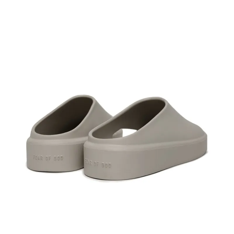 Fear of God The California Slip-On Concrete-3