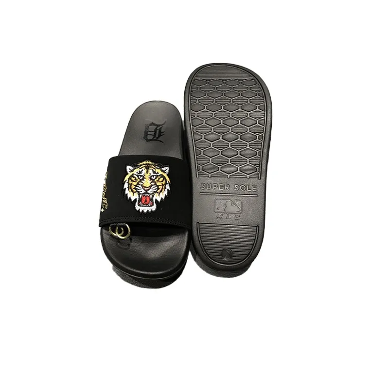 MLB Slipper Rubber Sole Metal Totem Slip Resistant Slide Slippers Unisex Black-3