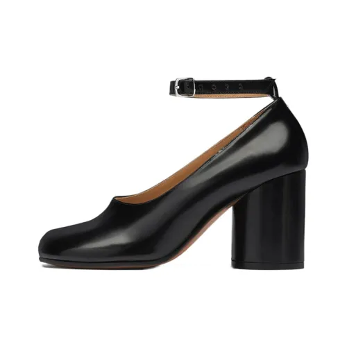 Maison Margiela Tabi Leather Mary Jane Pumps