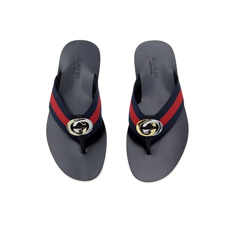 GUCCI Logo Appliqué T-bar Flip Flops-2