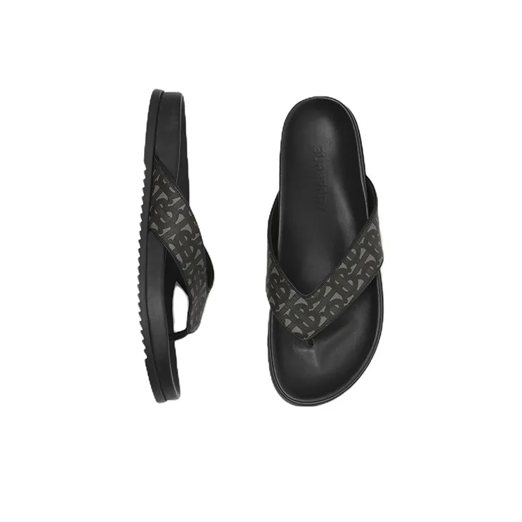 Burberry EVA Slip-Resistant Stylish Sandals Men's Black-3