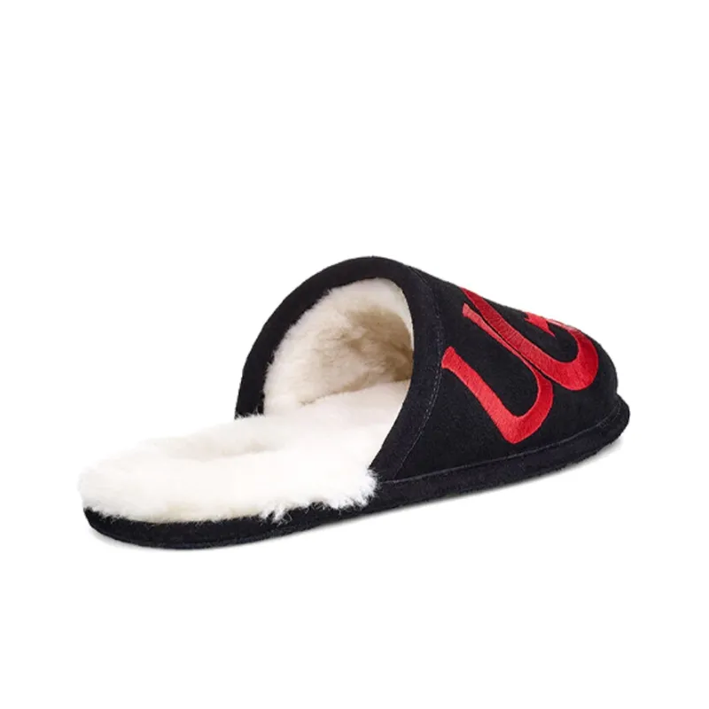 UGG Scuff Logo Slipper Black Red-4