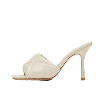 Bottega Veneta Lido Stylish Sandal Women's Sea Salt White